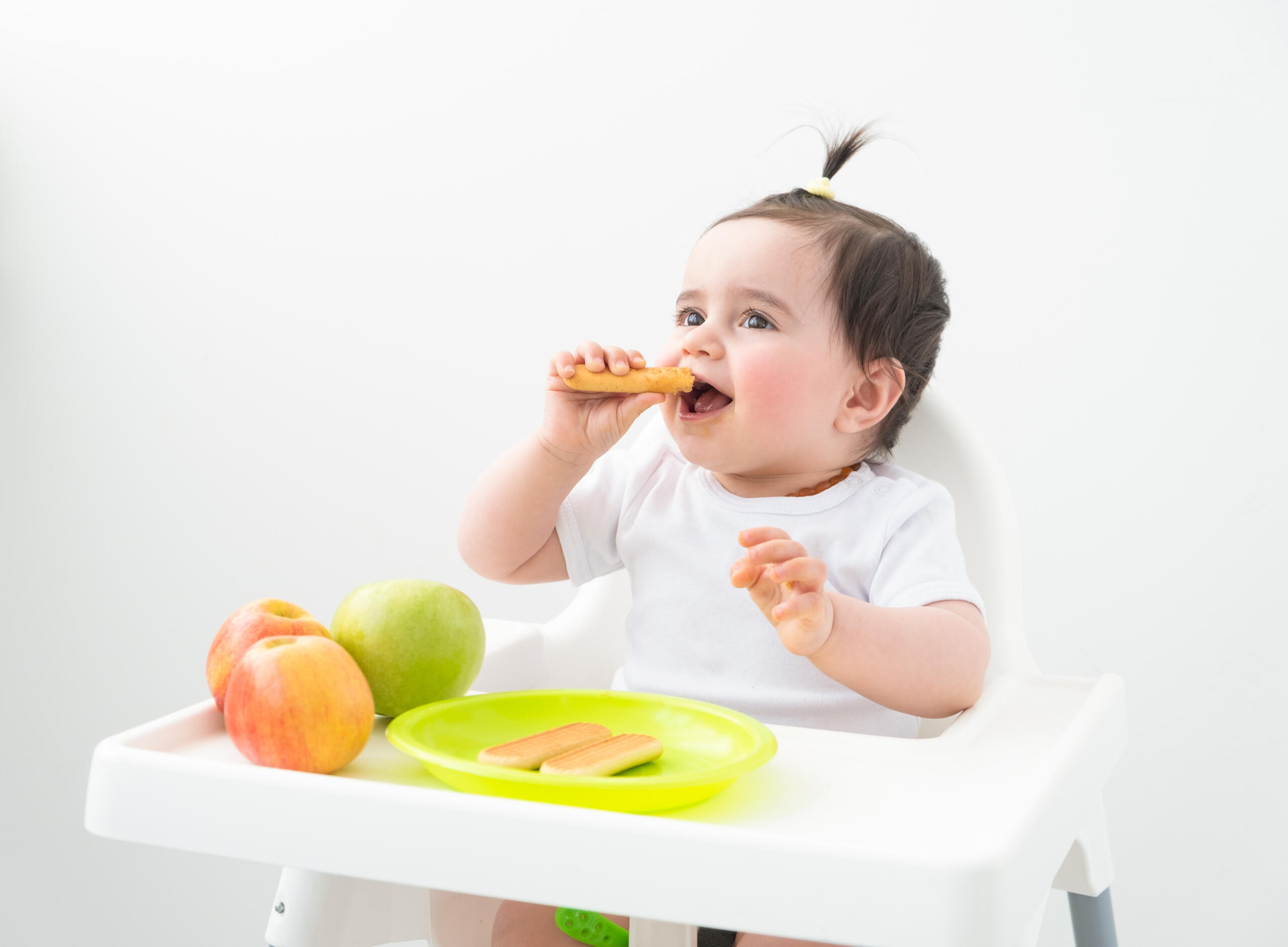 Solid Foods for Babies: Safety, Nutrition, and Best First Foods
