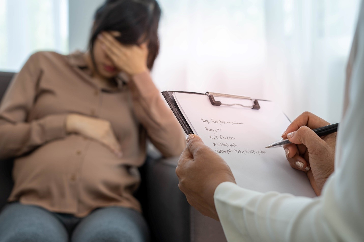 All About Providing Emotional Support to Women During Pregnancy