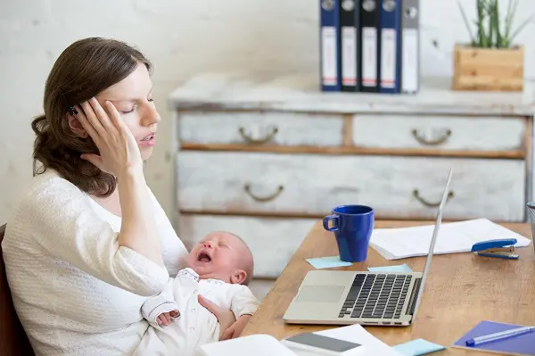 Health challenges faced among working Moms and the ways to overcome such challenges