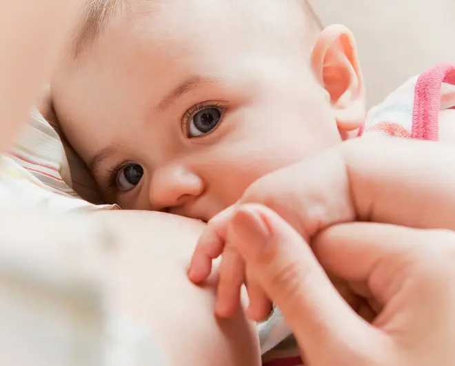 Tips of breastfeeding for new moms