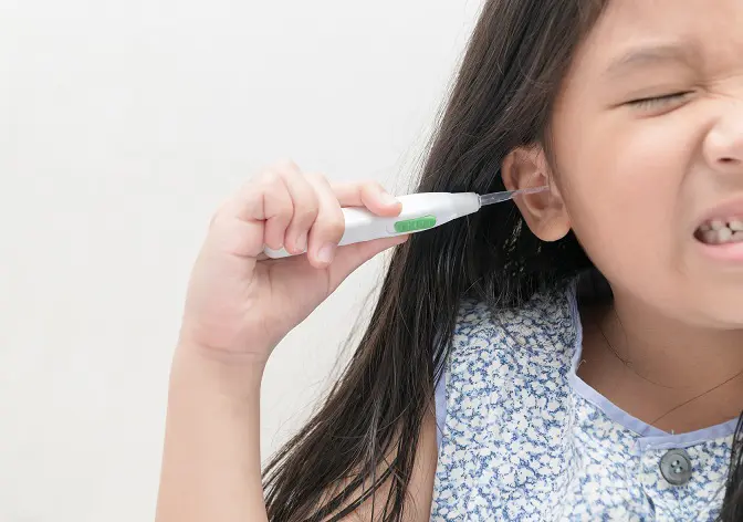 How to deal with earwax of your child ?