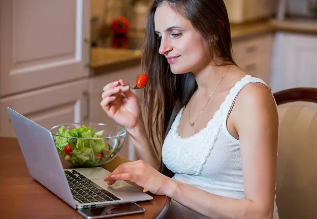 Healing Foods for New Moms’ Energy